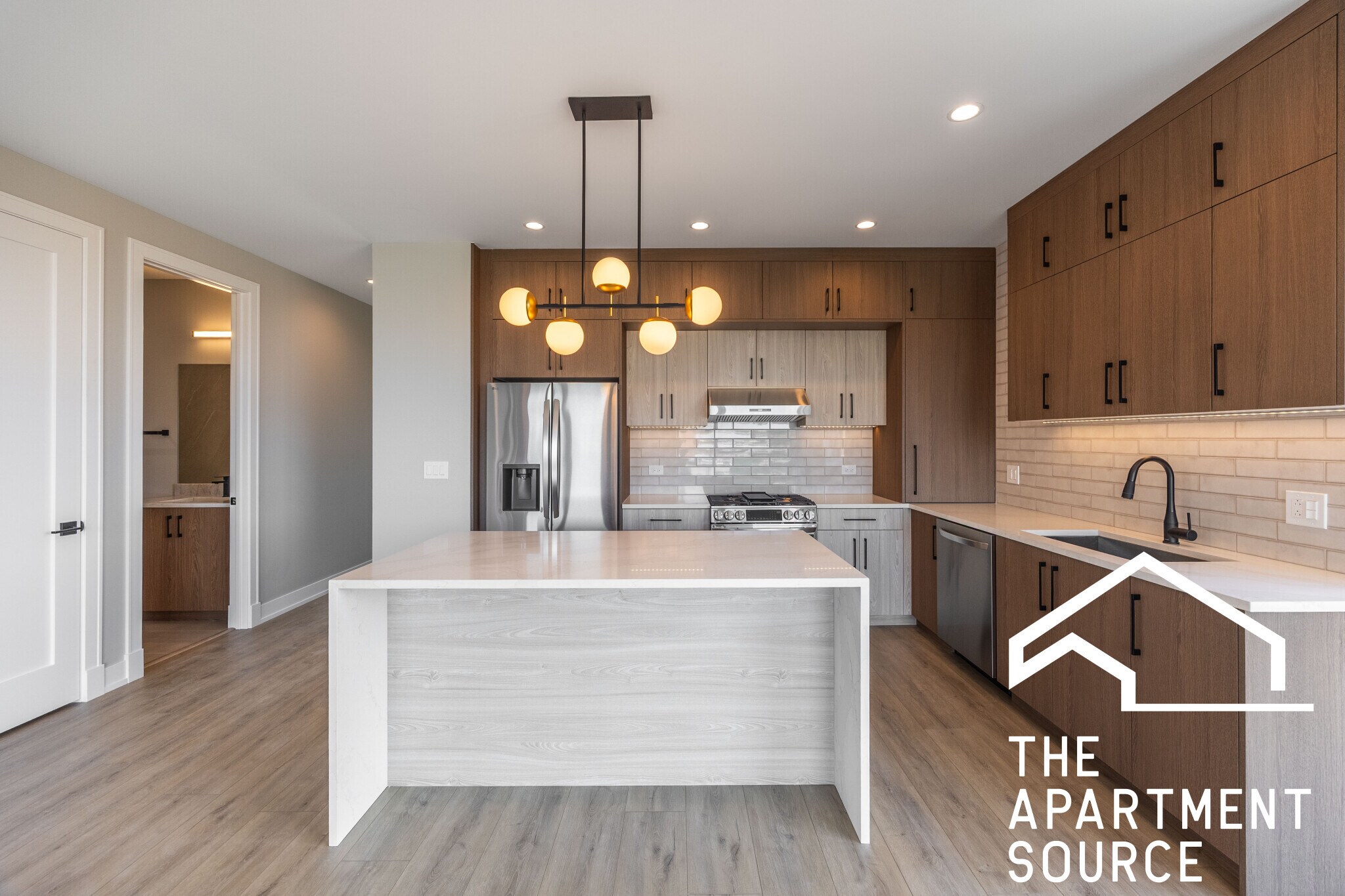 Building Photo - 2355 W Flournoy St