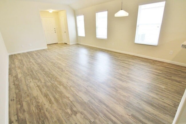 Building Photo - 9918 Piave Drive