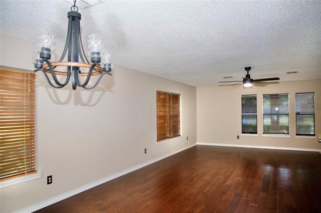 Building Photo - 2201 Driskell Ln