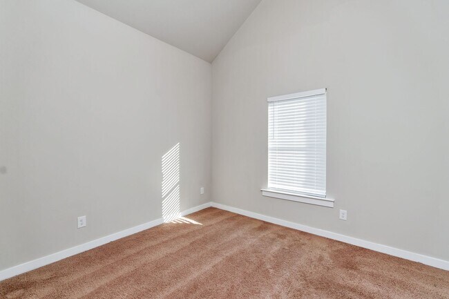 Building Photo - 75 Avalon Wy