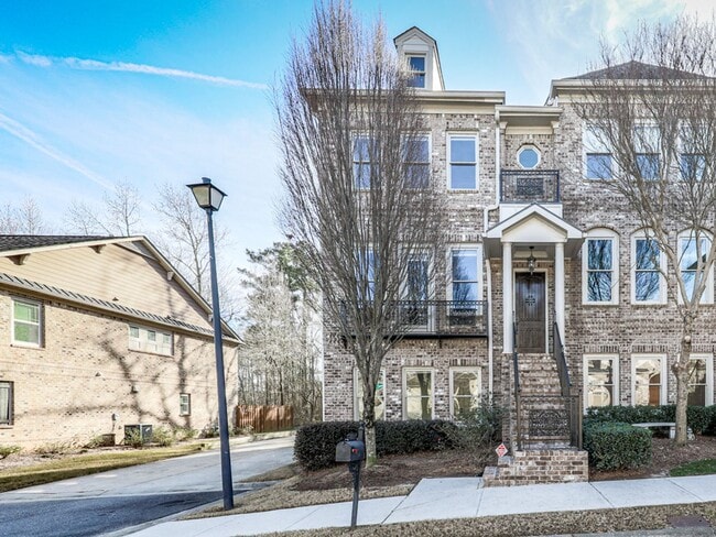 Building Photo - Luxury Alpharetta/Milton Townhouse!!