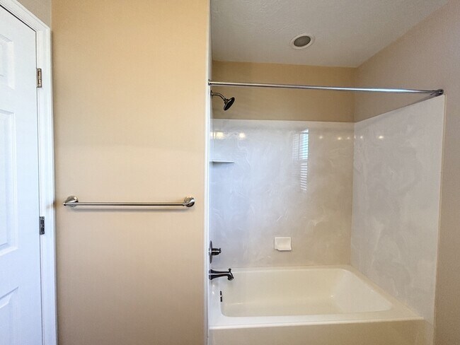 Building Photo - 3859 W Young Lucerne Cir