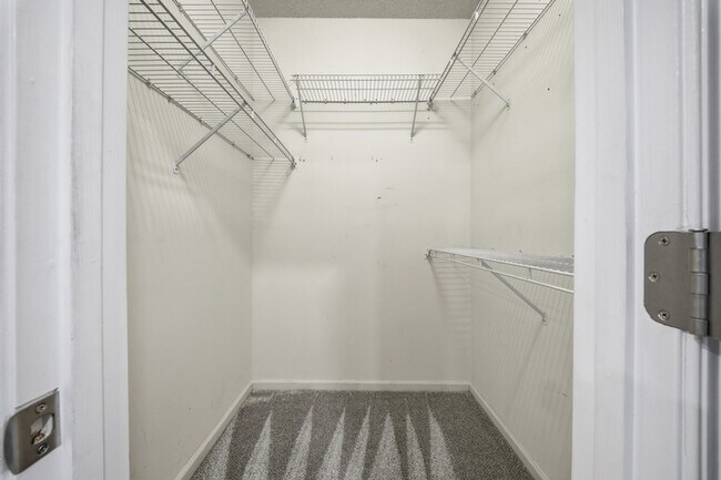 Building Photo - 300 Yarmouth St