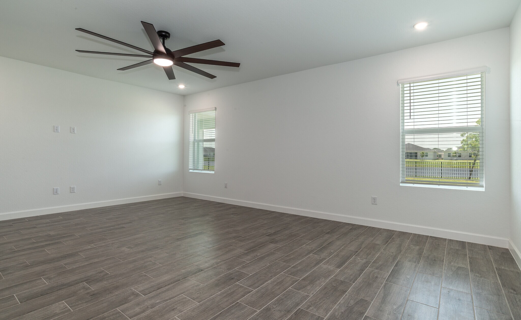 Building Photo - 6378 NW Windwood Way