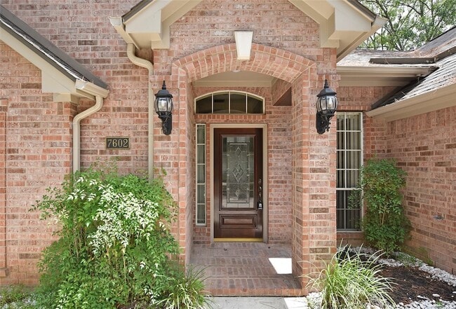 Building Photo - 7602 Melody Cir