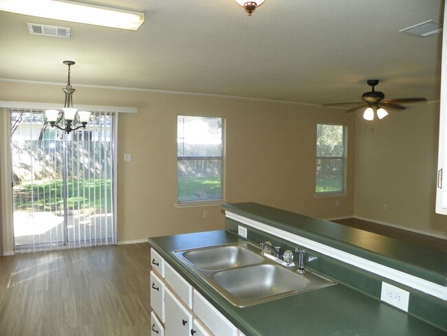 Building Photo - Welcome to this charming Centex home locat...