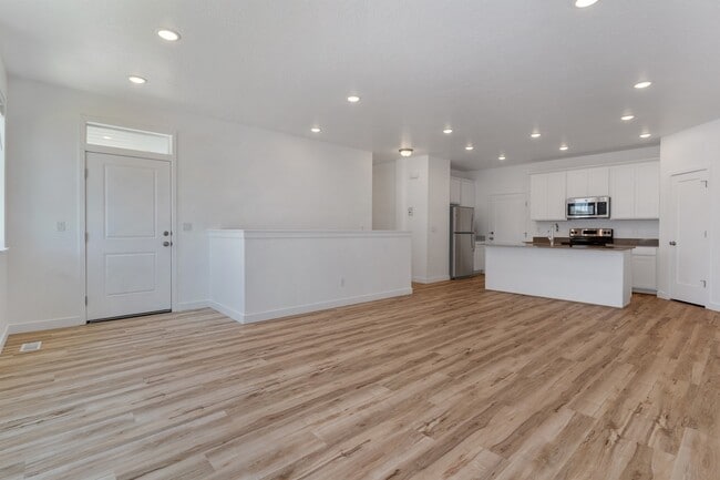 Canterbury Livingroom - The Park Townhomes