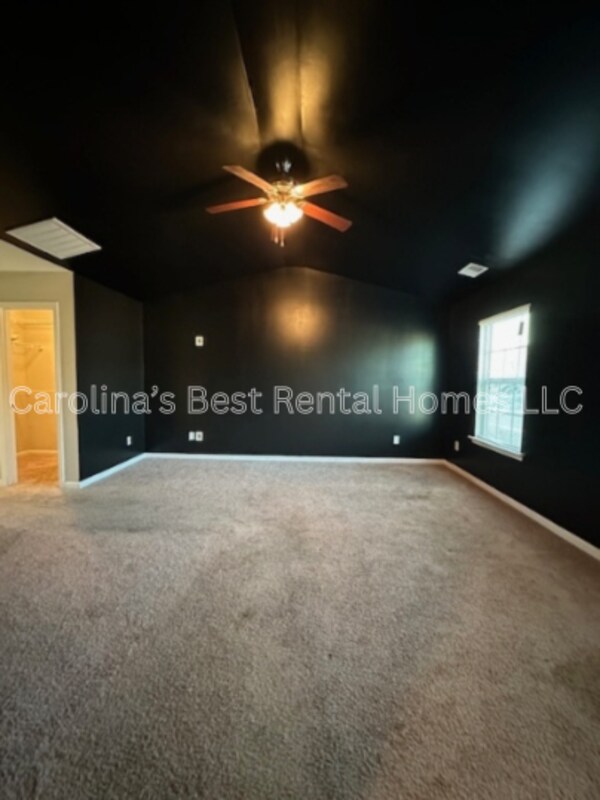 Building Photo - 257 Allans Mill Dr