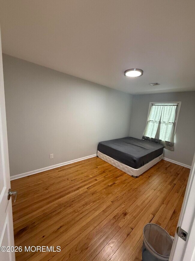 Building Photo - 45 Harbor Inn Rd