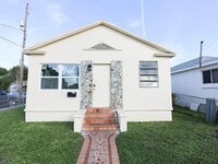 Building Photo - Renovated Shared Living: Private Unfurnished Room | Low Monthly Costs