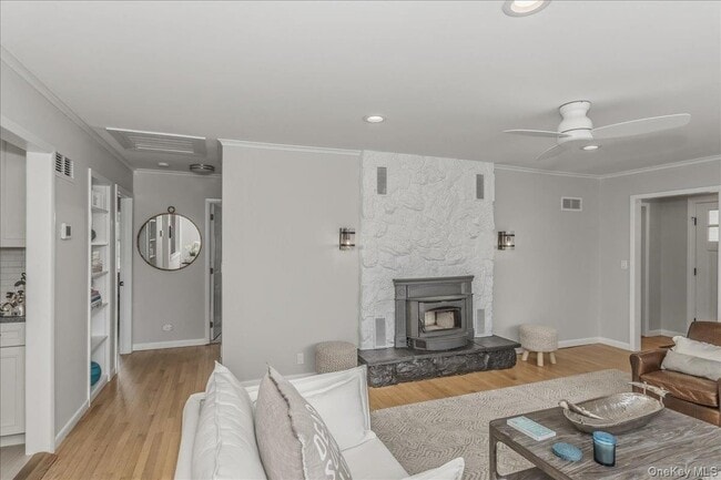 Building Photo - 15 Gardners Ln