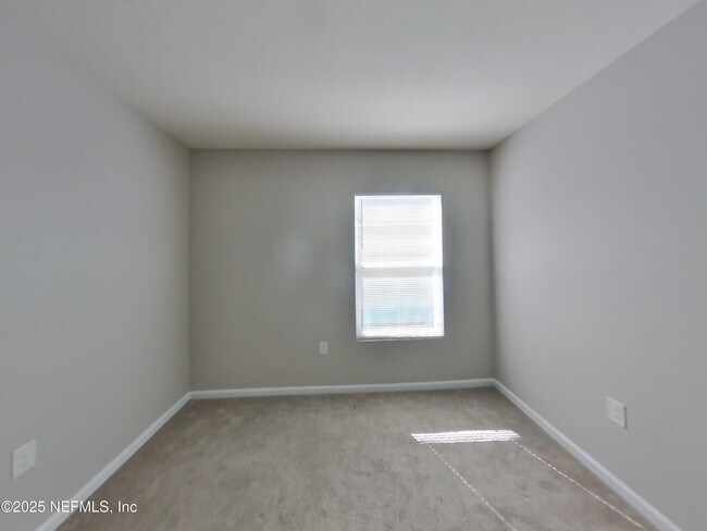 Building Photo - 1987 April Oaks Dr