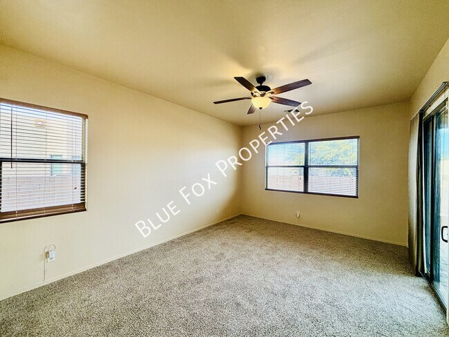 Building Photo - 7910 W Little Eagle Ct