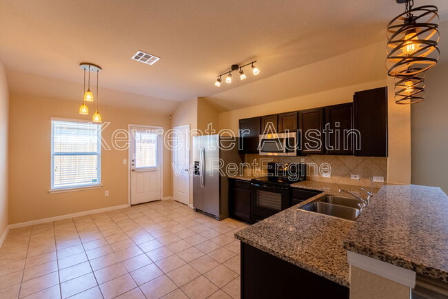 Building Photo - 5828 Roderick Dr