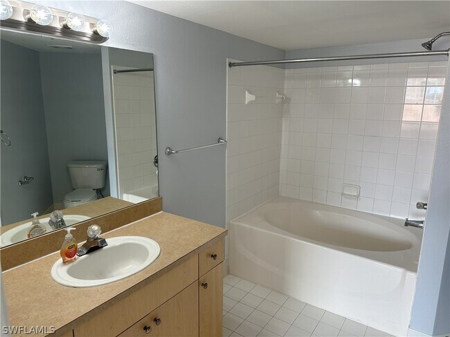 Building Photo - 8735 River Homes Lane