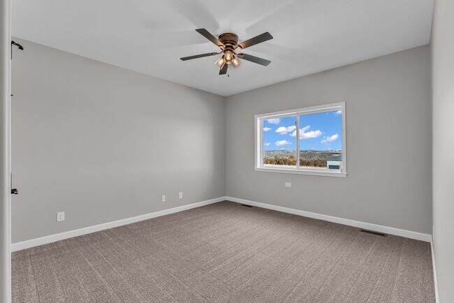 Building Photo - Italian Estates Property Management
