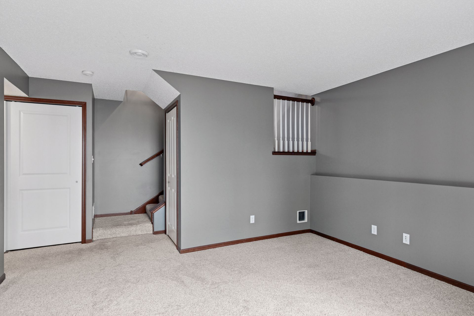 Building Photo - 15424 Foster Dr N