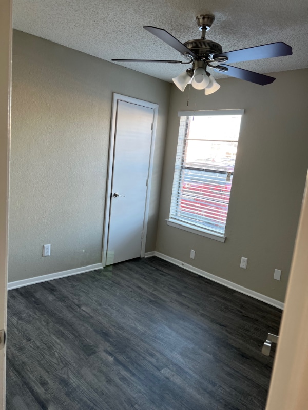 Building Photo - 3012 Sappington Pl