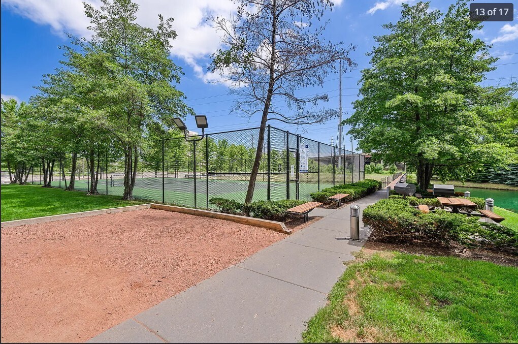 Building Photo - 9715 Woods Dr