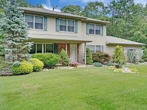 Building Photo - 70 Bowman Rd