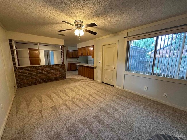 Building Photo - 2952 Breckenridge Dr