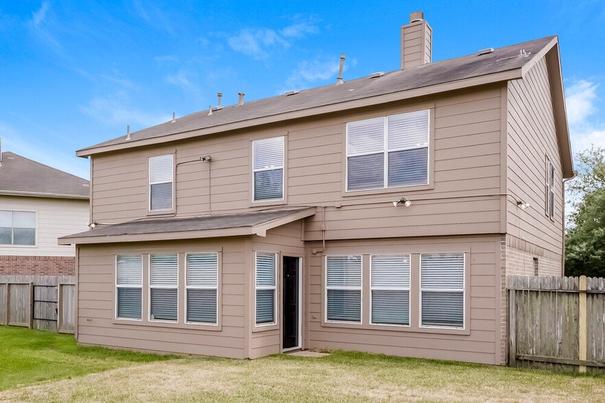 Building Photo - 16102 Dawn Marie Ln