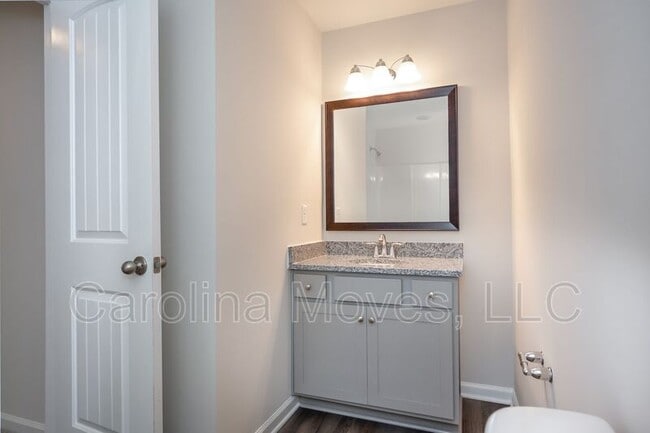 Building Photo - 124 Strongridge Trl