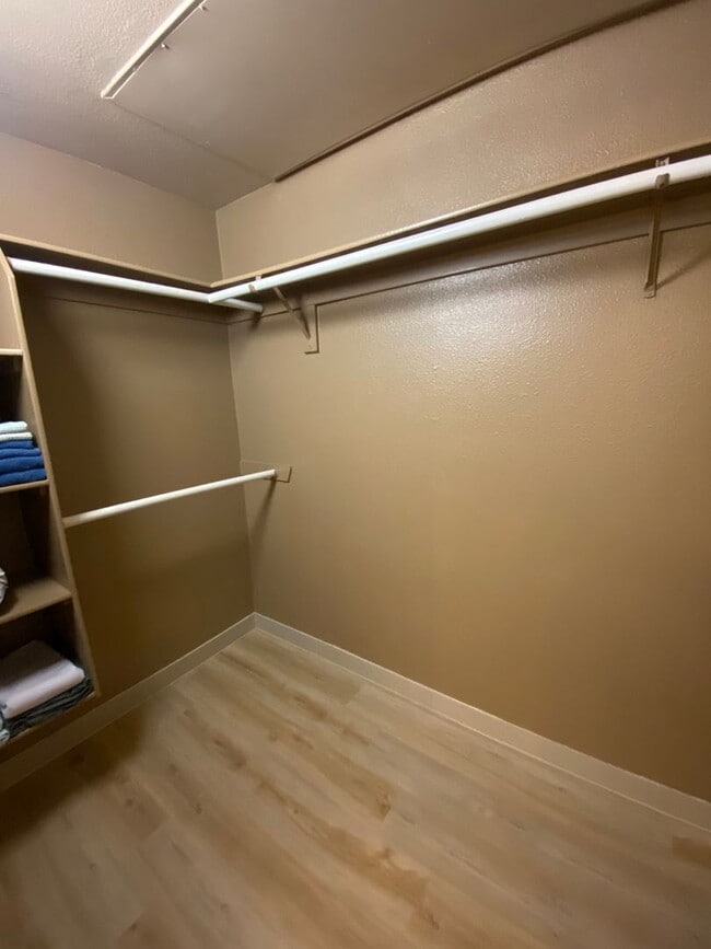 Building Photo - Fully furnished 2 bedroom unit in 24/7 guard gated community