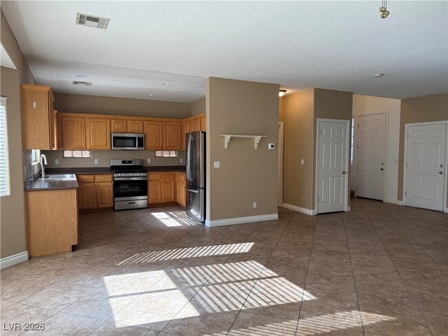 Building Photo - 7641 Zermatt Ave