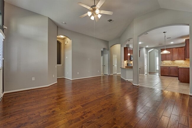 Building Photo - 10022 Elkwood Glen Ln