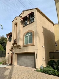 Building Photo - Mission Valley : beautiful 2 bedroom plus ...