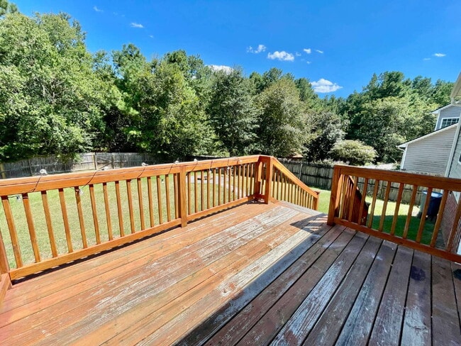 Building Photo - 3-Bed, 2-Bath Nest With Bonus Room In Faye...