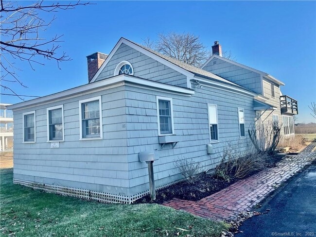 Primary Photo - 86 Seaside Ave