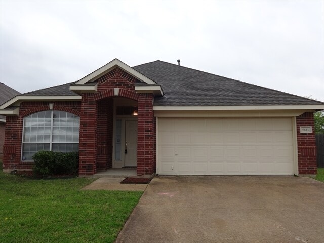 Primary Photo - 5611 Indian Hill Drive