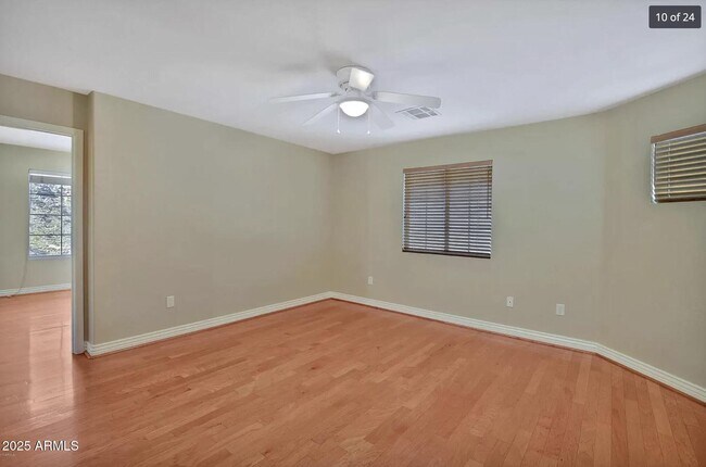 Building Photo - 315 W Mountain Sage Dr