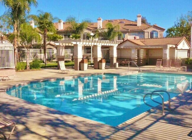 Property Pool - 940 N Turner Ave