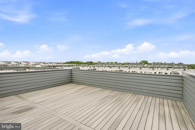 Building Photo - 3115 Parkview Walk