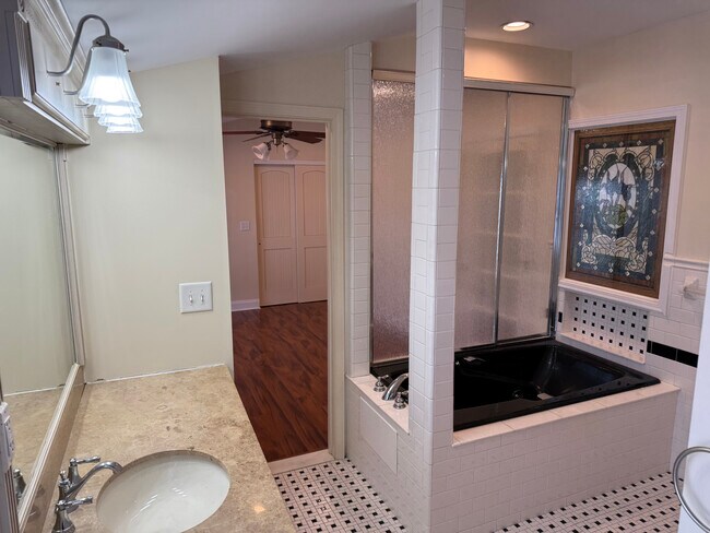 Building Photo - 1665 Central Ave