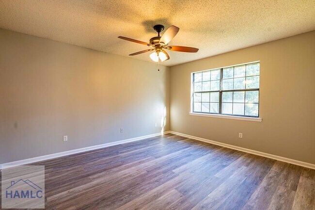 Building Photo - 724 Timber Ridge Trail