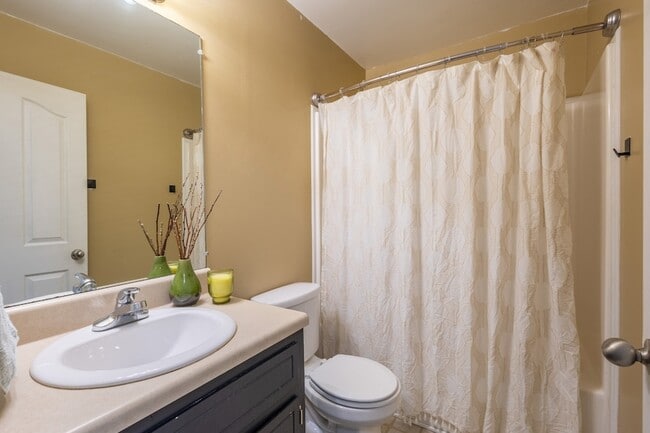 Building Photo - 356 Andrew Dr