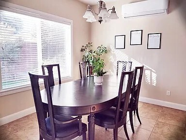 Dining - 1630 E 2450 S