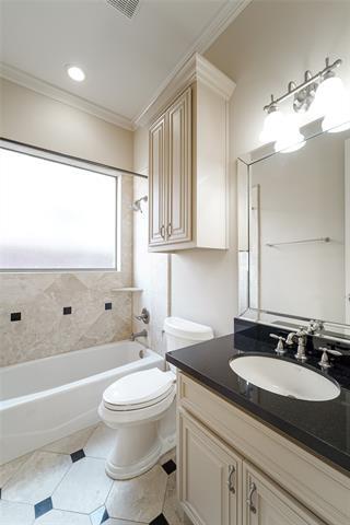 Building Photo - 5124 Miller Ave