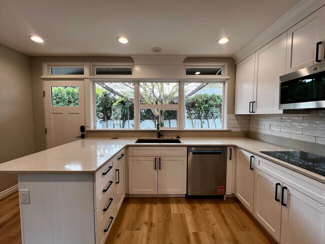 Building Photo - Non-Refundable & Security Deposit Total: $3000.00