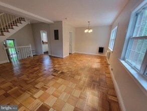 Building Photo - 3472 Gunston Rd