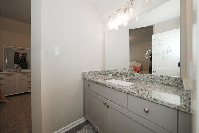 Building Photo - 7303 Kingbird Cv Ct