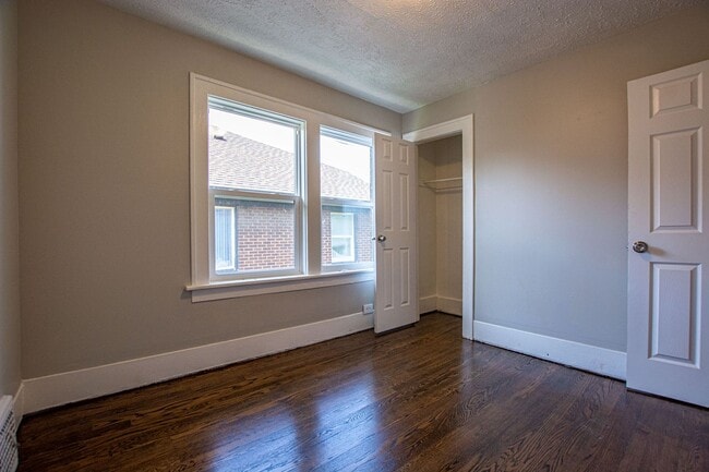 Building Photo - 110 N 38th St
