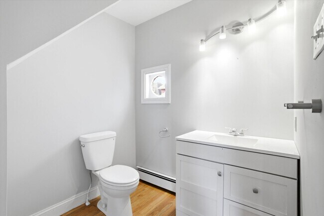 Building Photo - 68-70 Russell Street, Unit 70,Manchester, NH 03104