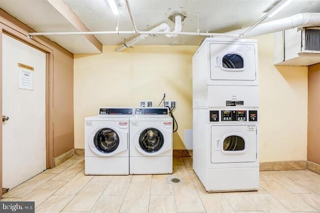 Building Photo - 1836 Metzerott Rd