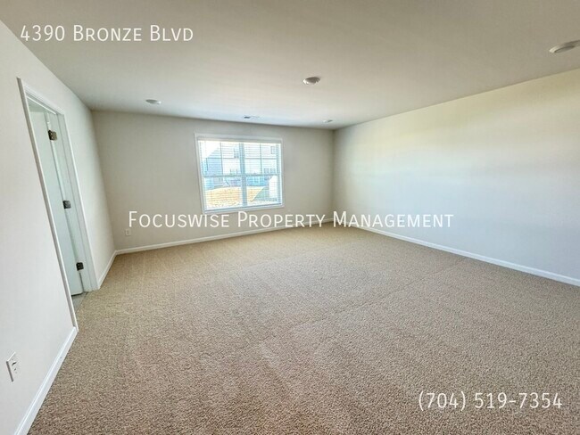 Building Photo - 4390 Bronze Blvd