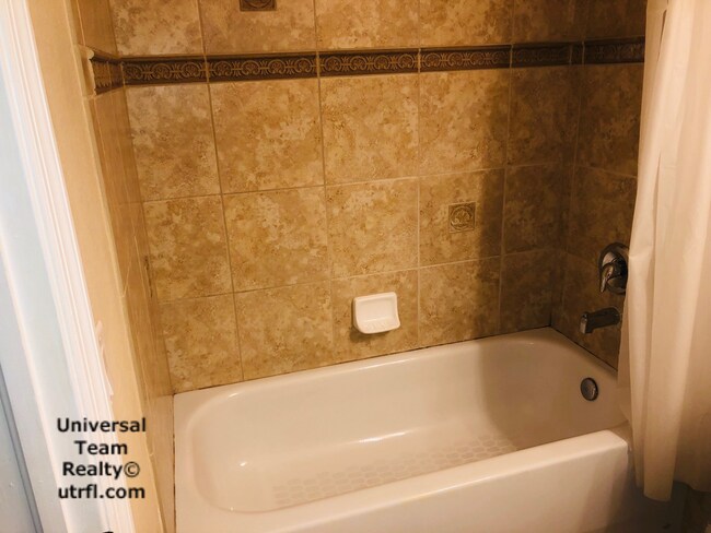 Building Photo - 16081 Via Solera Cir